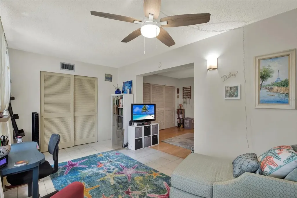 2458 Columbia Drive Clearwater FL 33763