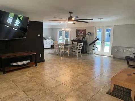 1231 SE 40th Court Ocala FL 34471