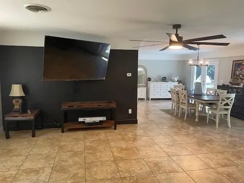 1231 SE 40th Court Ocala FL 34471