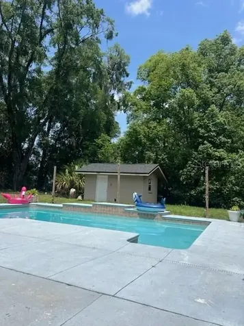 1231 SE 40th Court Ocala FL 34471