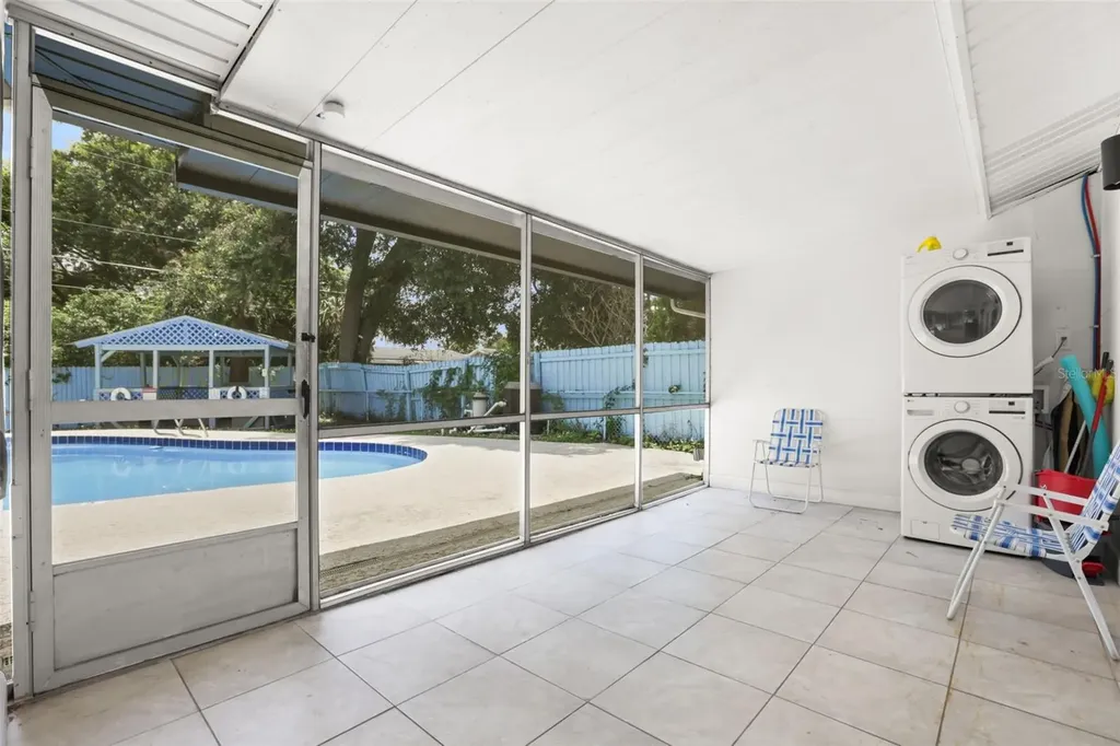 4515 Bradley Avenue Orlando FL 32839