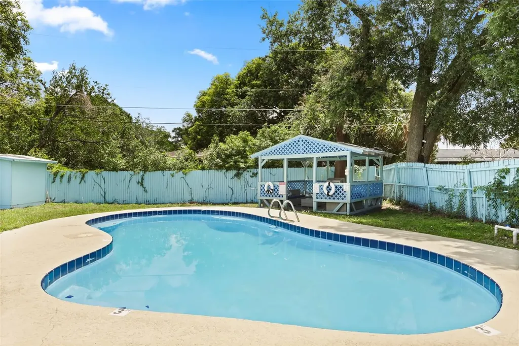 4515 Bradley Avenue Orlando FL 32839