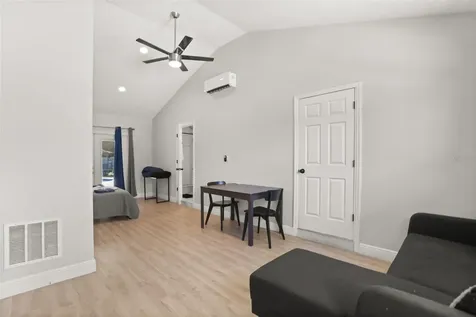4515 Bradley Avenue Orlando FL 32839