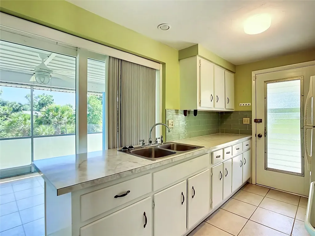 2538 Auburn Boulevard Port Charlotte FL 33948