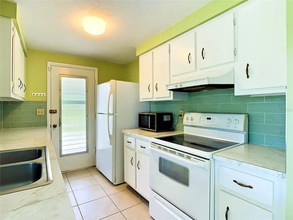 2538 Auburn Boulevard Port Charlotte FL 33948