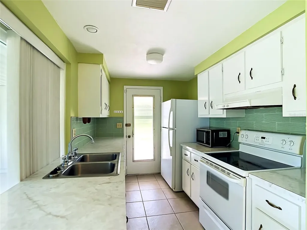 2538 Auburn Boulevard Port Charlotte FL 33948
