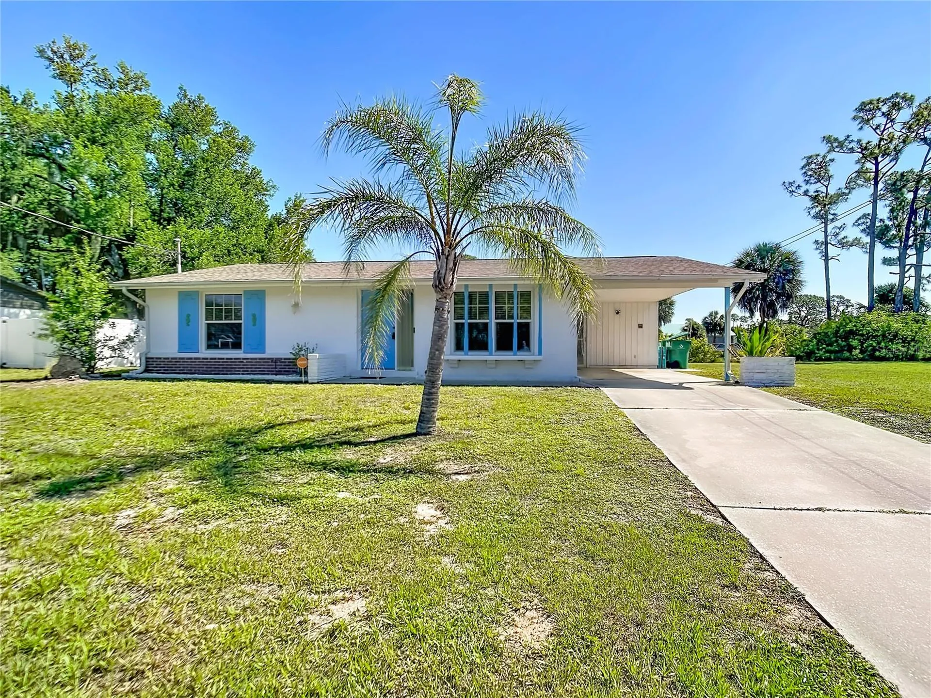 2538 Auburn Boulevard Port Charlotte FL 33948
