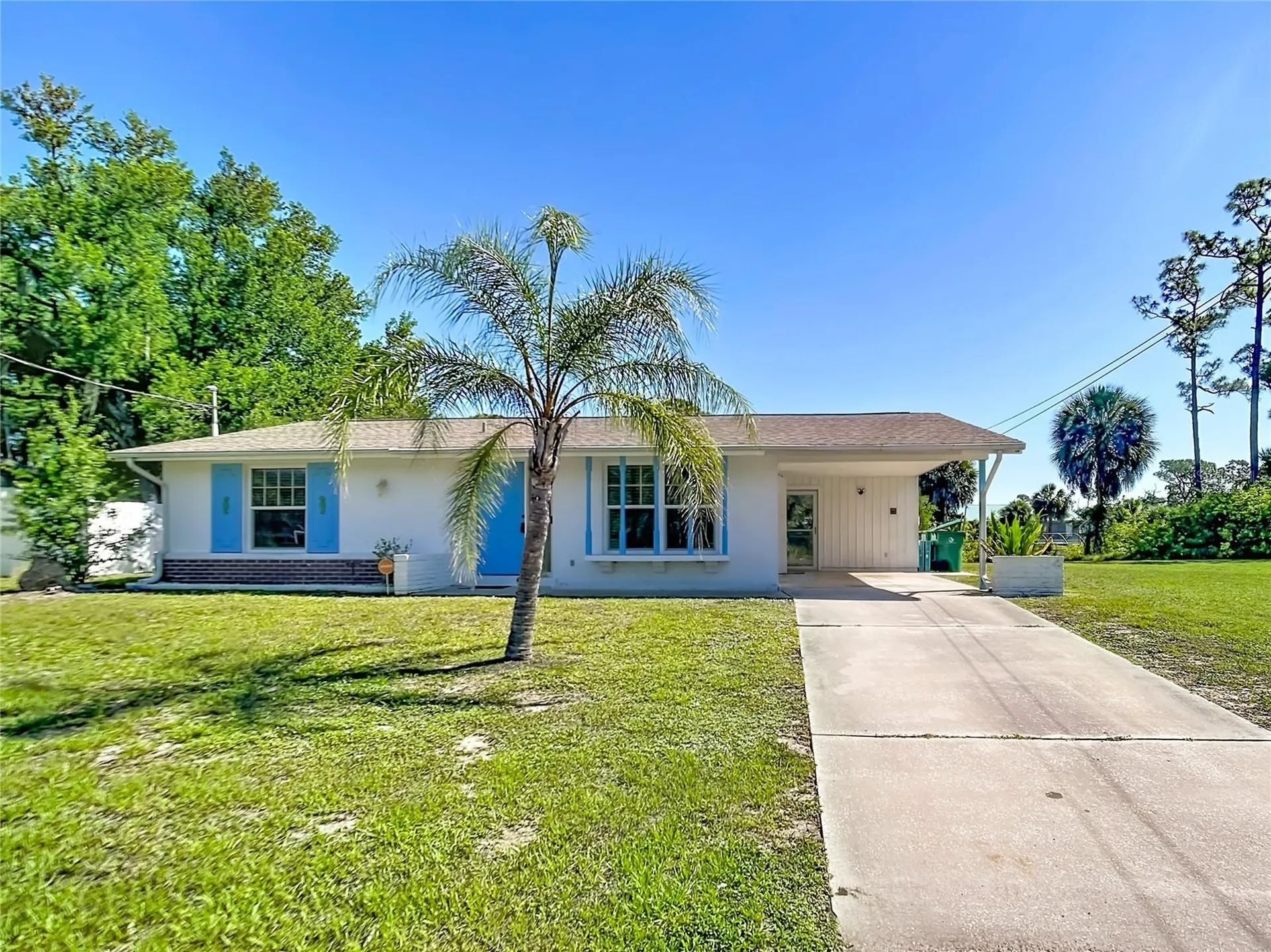 2538 Auburn Boulevard Port Charlotte FL 33948