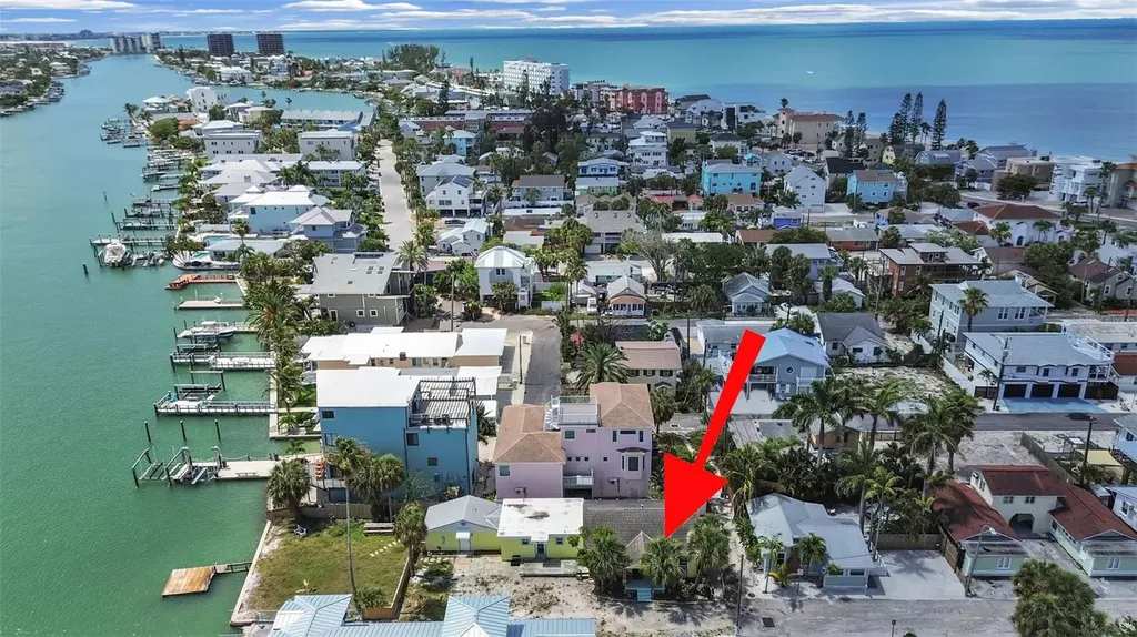 201 90th Avenue Treasure Island FL 33706