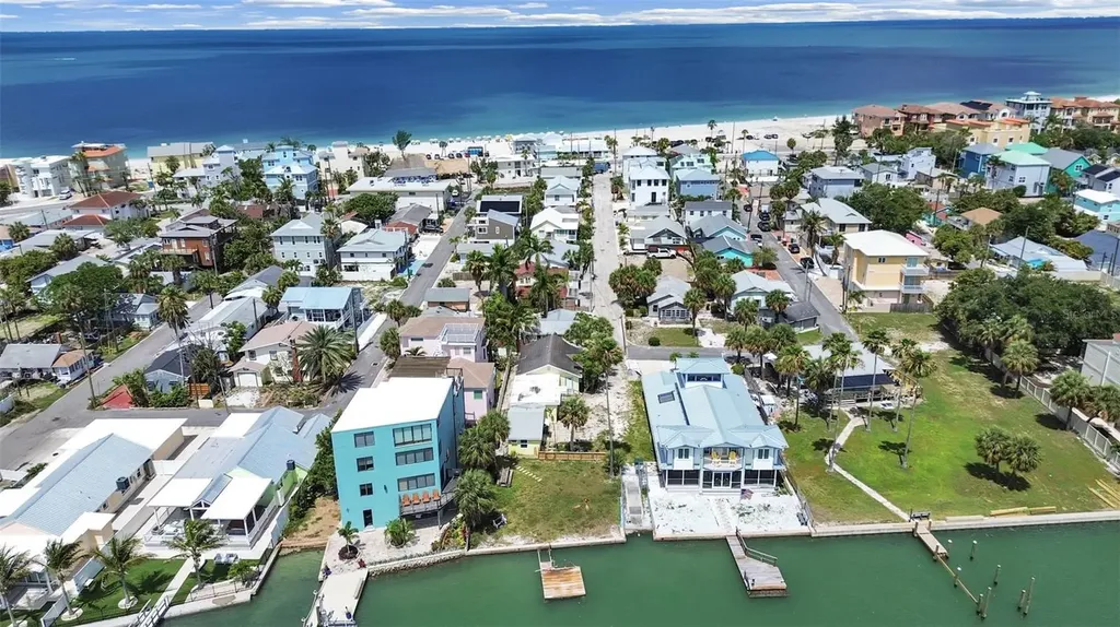 201 90th Avenue Treasure Island FL 33706