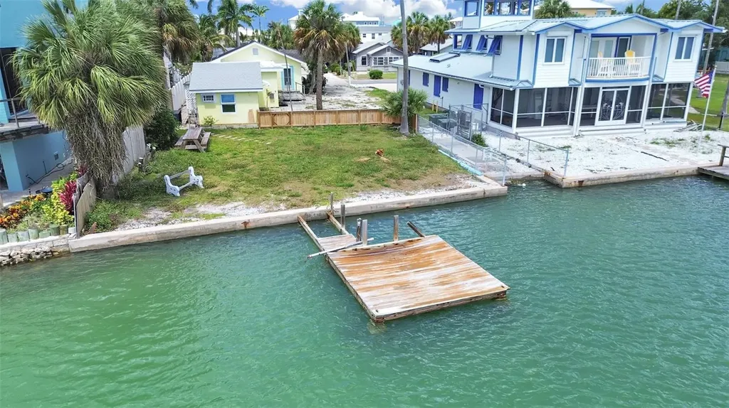 201 90th Avenue Treasure Island FL 33706