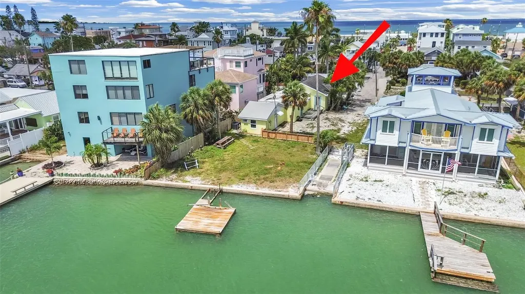 201 90th Avenue Treasure Island FL 33706