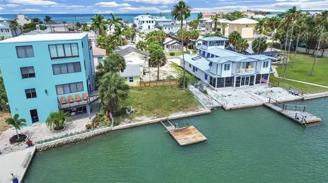 201 90th Avenue Treasure Island FL 33706
