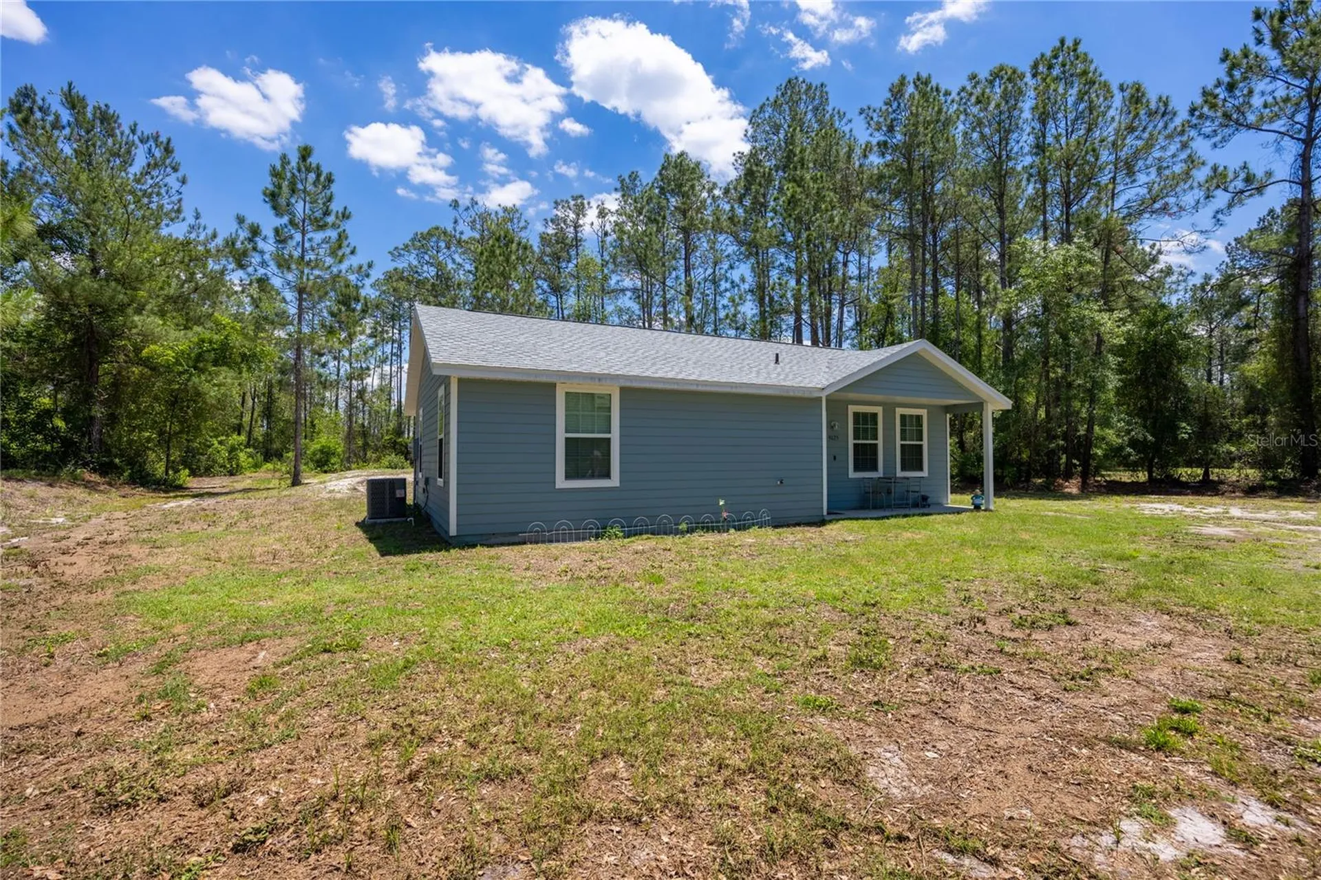 9025 SE County Road 221 Hampton FL 32044