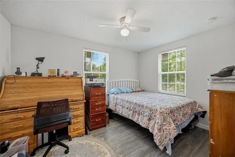 9025 SE County Road 221 Hampton FL 32044