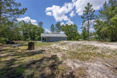 9025 SE County Road 221 Hampton FL 32044
