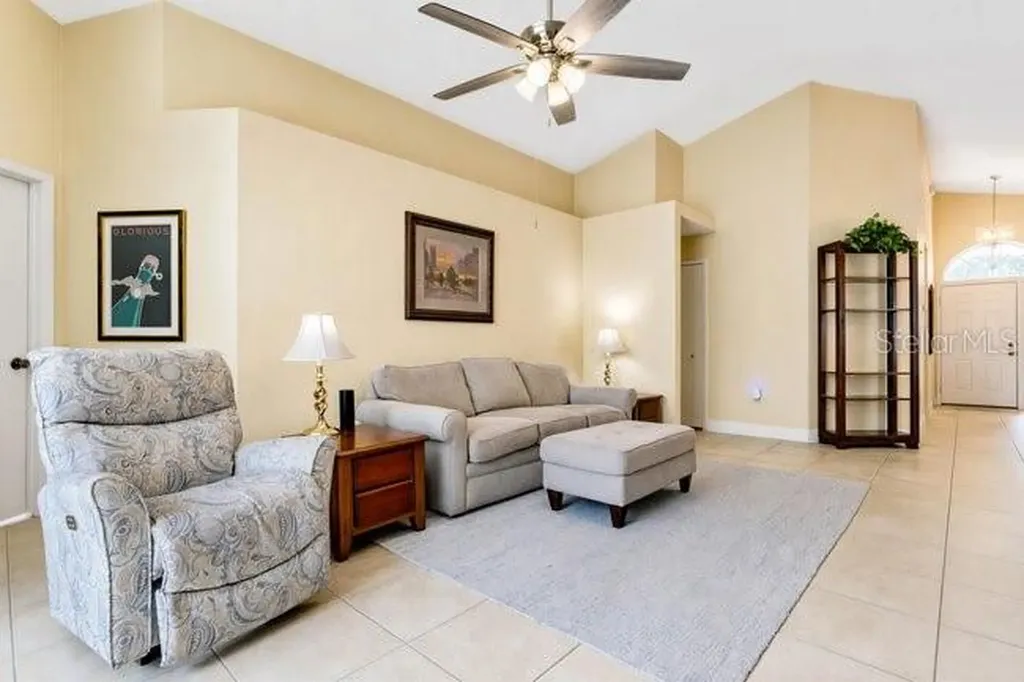 78 Knights Hollow Drive Apopka FL 32712