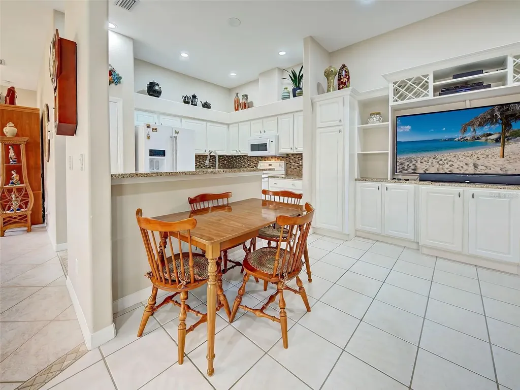 249 Vista Del Lago Way Venice FL 34292
