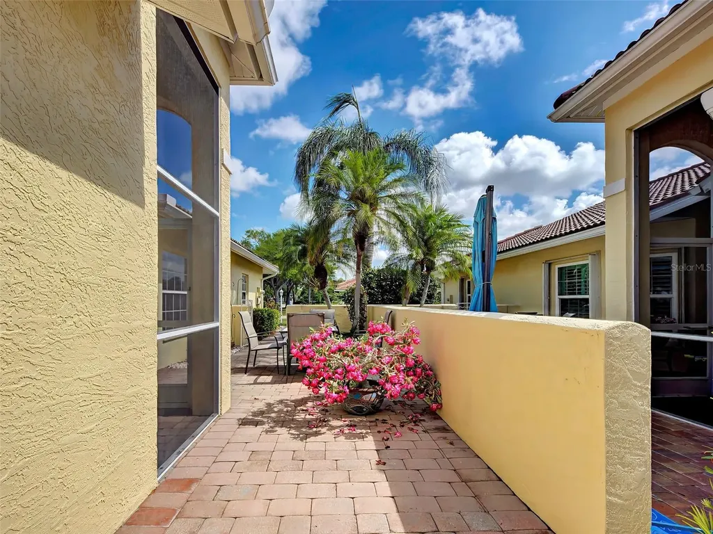 249 Vista Del Lago Way Venice FL 34292