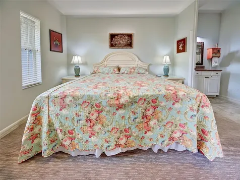 249 Vista Del Lago Way Venice FL 34292