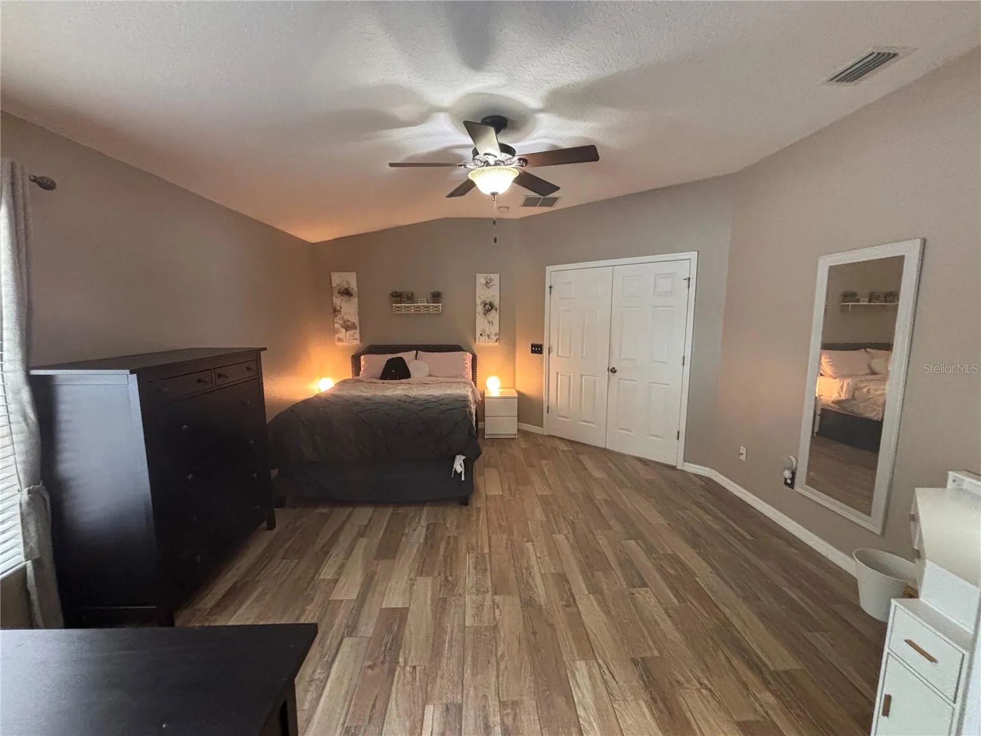 929 Lake Lindley Drive N Deland FL 32724