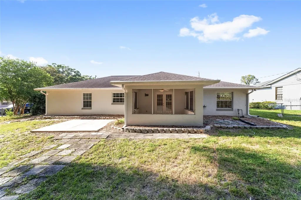 3920 SE 17 Lane Ocala FL 34471