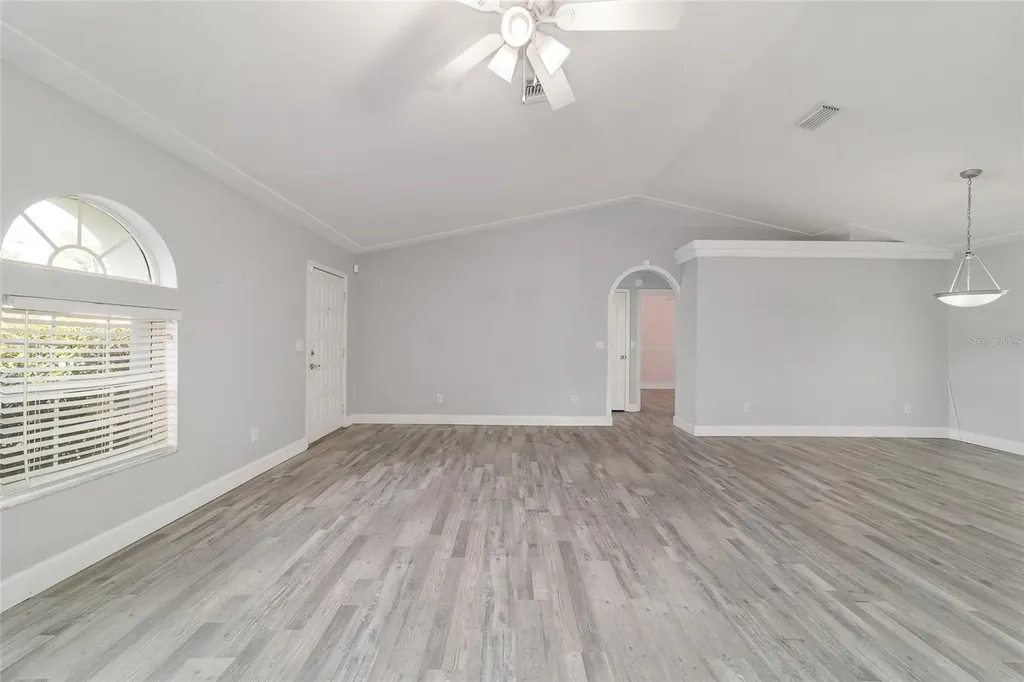 3920 SE 17 Lane Ocala FL 34471