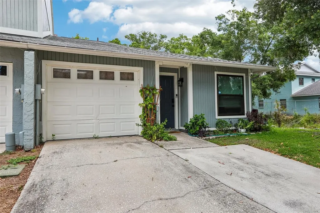4001 Bainwood Court Tampa FL 33614
