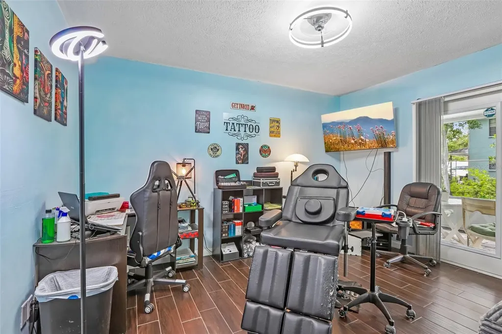 4001 Bainwood Court Tampa FL 33614