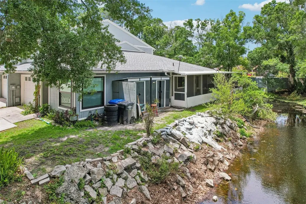 4001 Bainwood Court Tampa FL 33614
