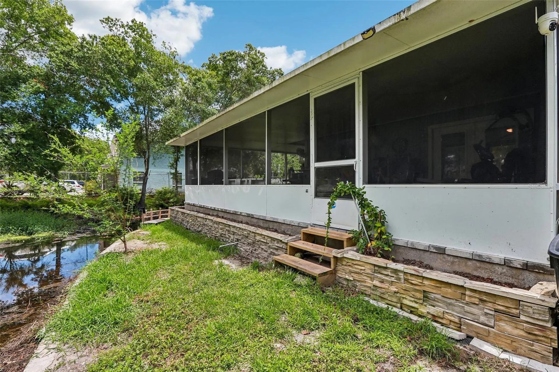 4001 Bainwood Court Tampa FL 33614