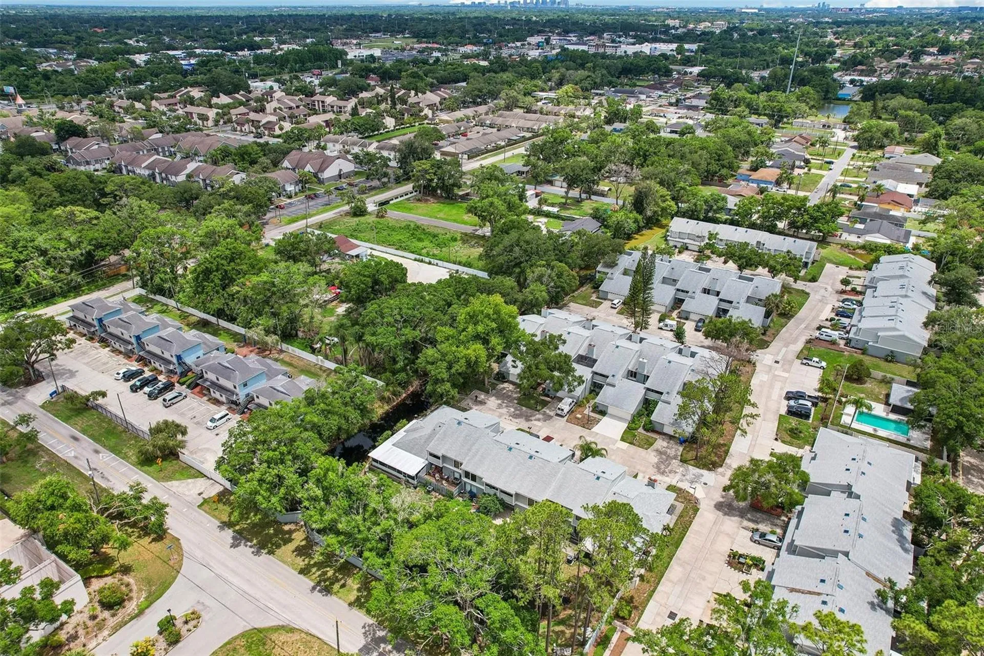 4001 Bainwood Court Tampa FL 33614