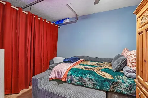 4001 Bainwood Court Tampa FL 33614