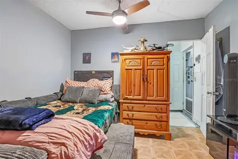 4001 Bainwood Court Tampa FL 33614