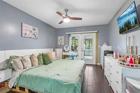 4001 Bainwood Court Tampa FL 33614