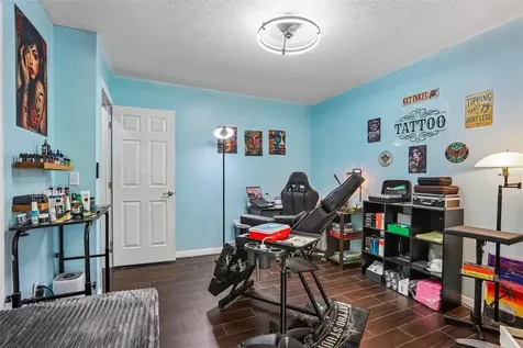 4001 Bainwood Court Tampa FL 33614
