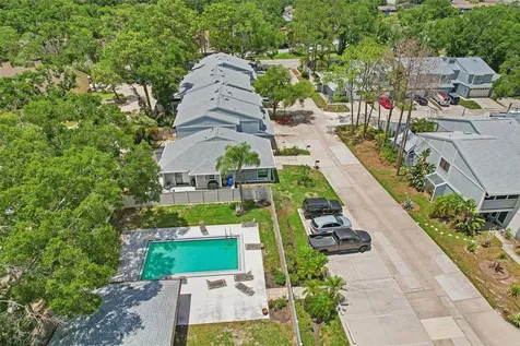 4001 Bainwood Court Tampa FL 33614