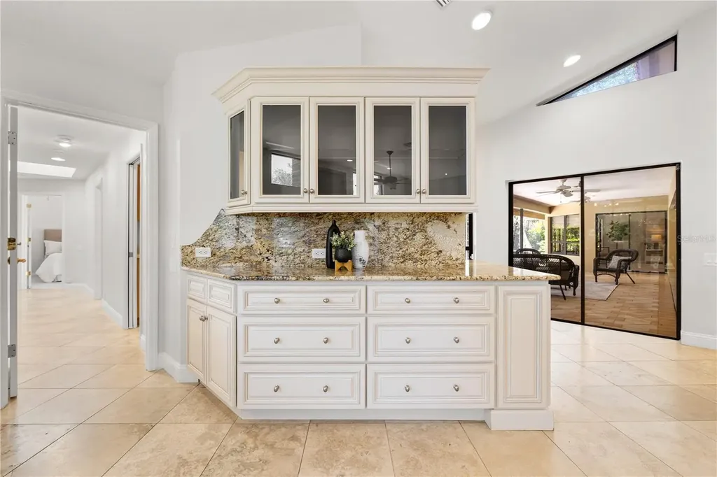 1611 Hampton Lane Safety Harbor FL 34695