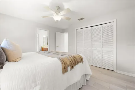 1611 Hampton Lane Safety Harbor FL 34695