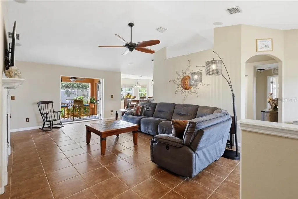 5 Zorlou Court Palm Coast FL 32164