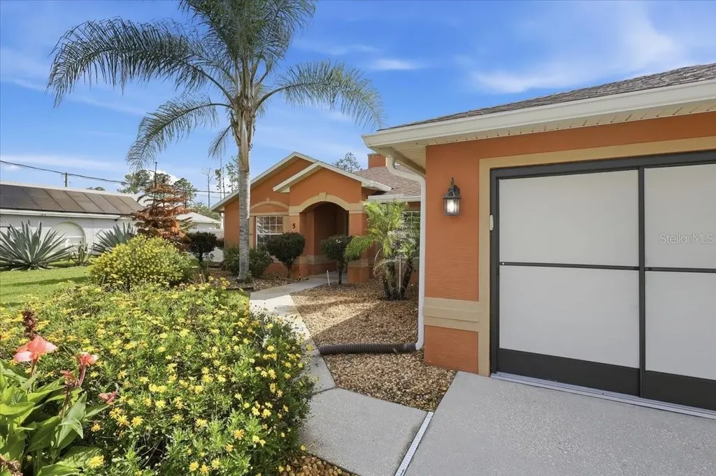 5 Zorlou Court Palm Coast FL 32164