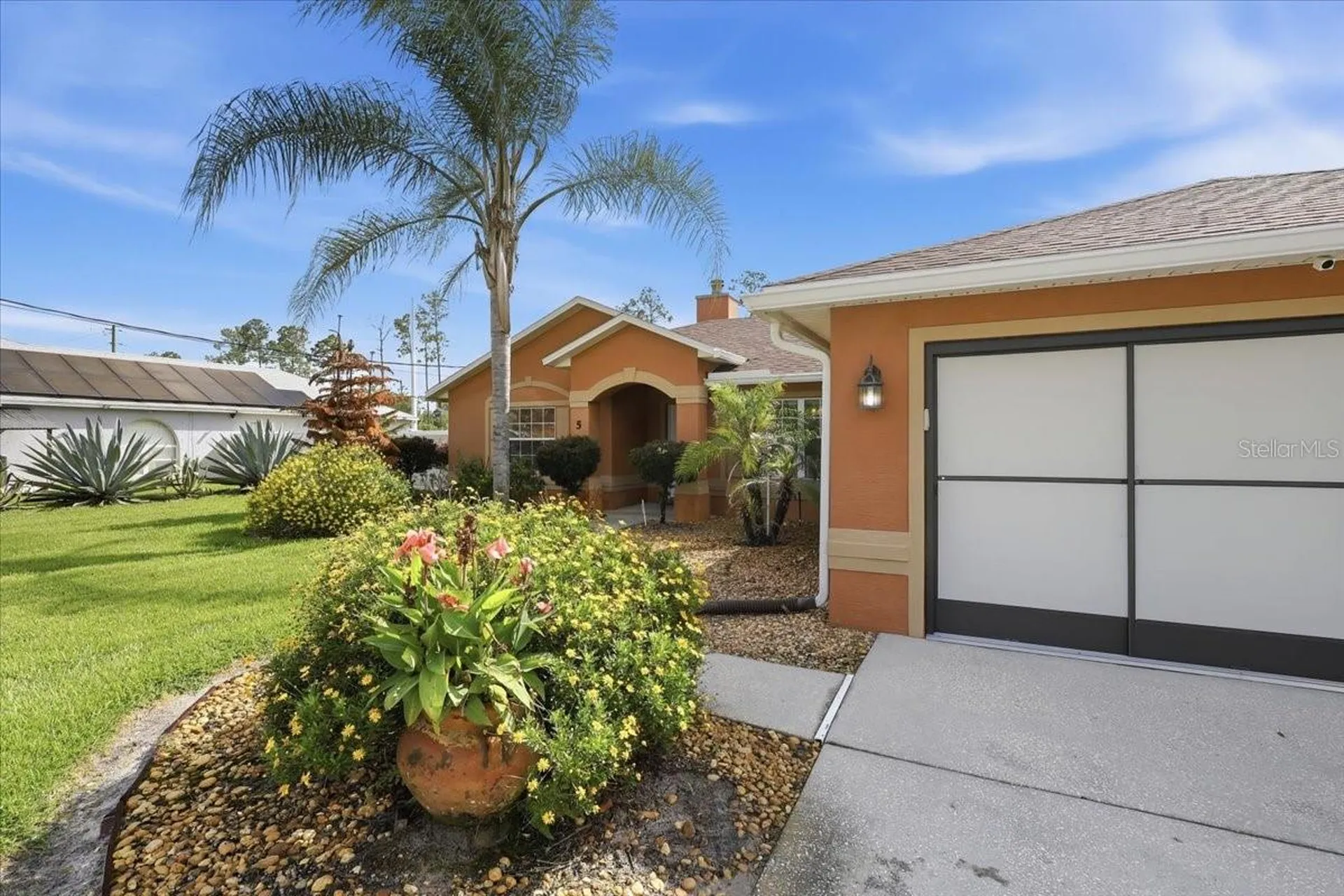 5 Zorlou Court Palm Coast FL 32164