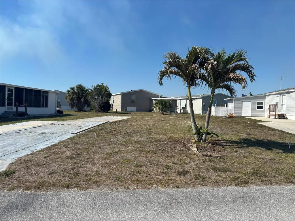 7591 Ratan Circle Port Charlotte FL 33981