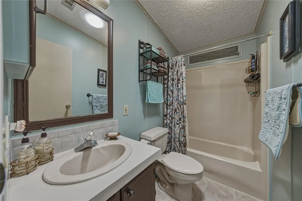 35921 Tanda Circle Zephyrhills FL 33541