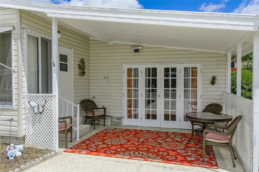 35921 Tanda Circle Zephyrhills FL 33541