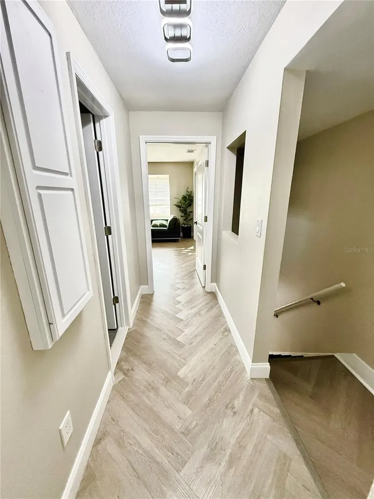 10021 N 53rd Street Tampa FL 33617