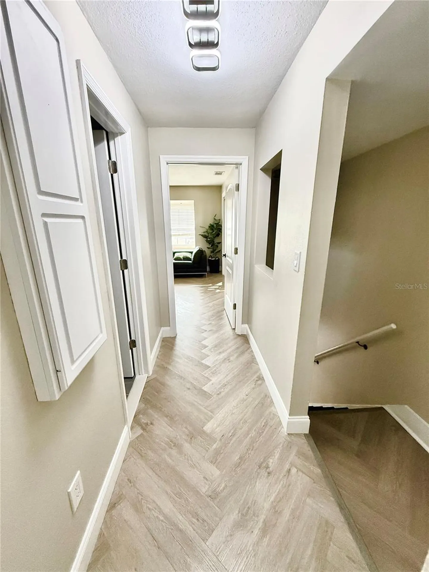 10021 N 53rd Street Tampa FL 33617