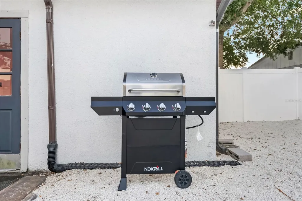 4018 Sandpointe Drive Bradenton FL 34205