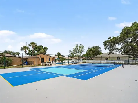 2808 60th Avenue W Bradenton FL 34207