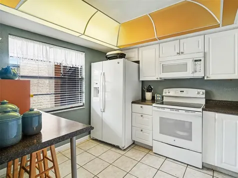 2808 60th Avenue W Bradenton FL 34207
